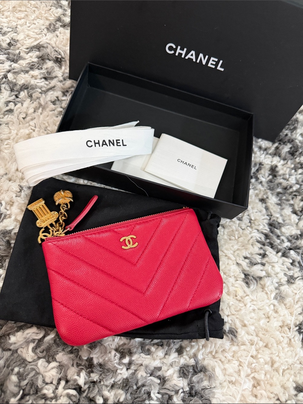 CHANEL Hot Pink/Fuscia Mini-O Case - Picture 13 of 13